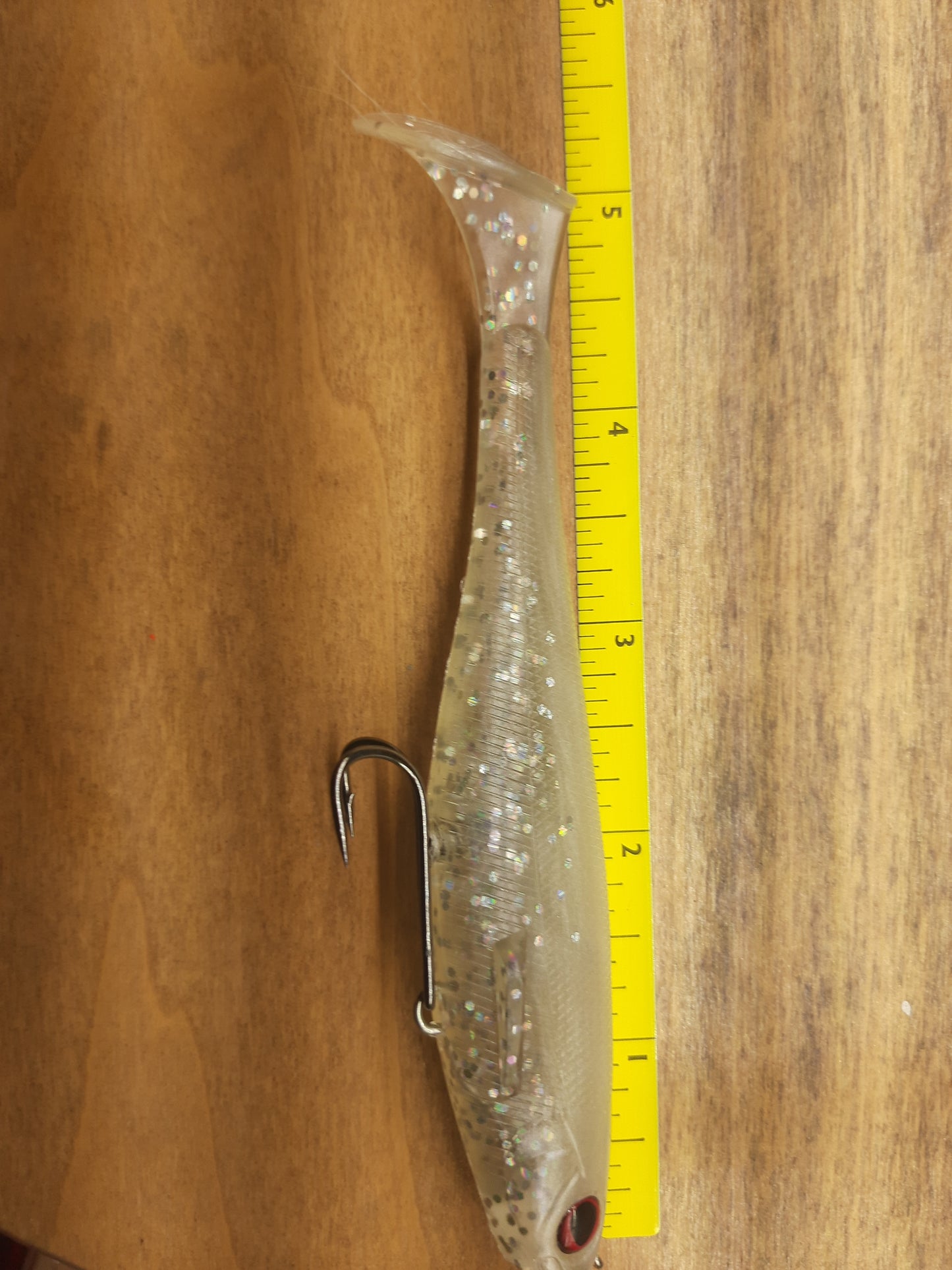 5 1/4 " Swimbaits w/Magnetic Hook Kepper