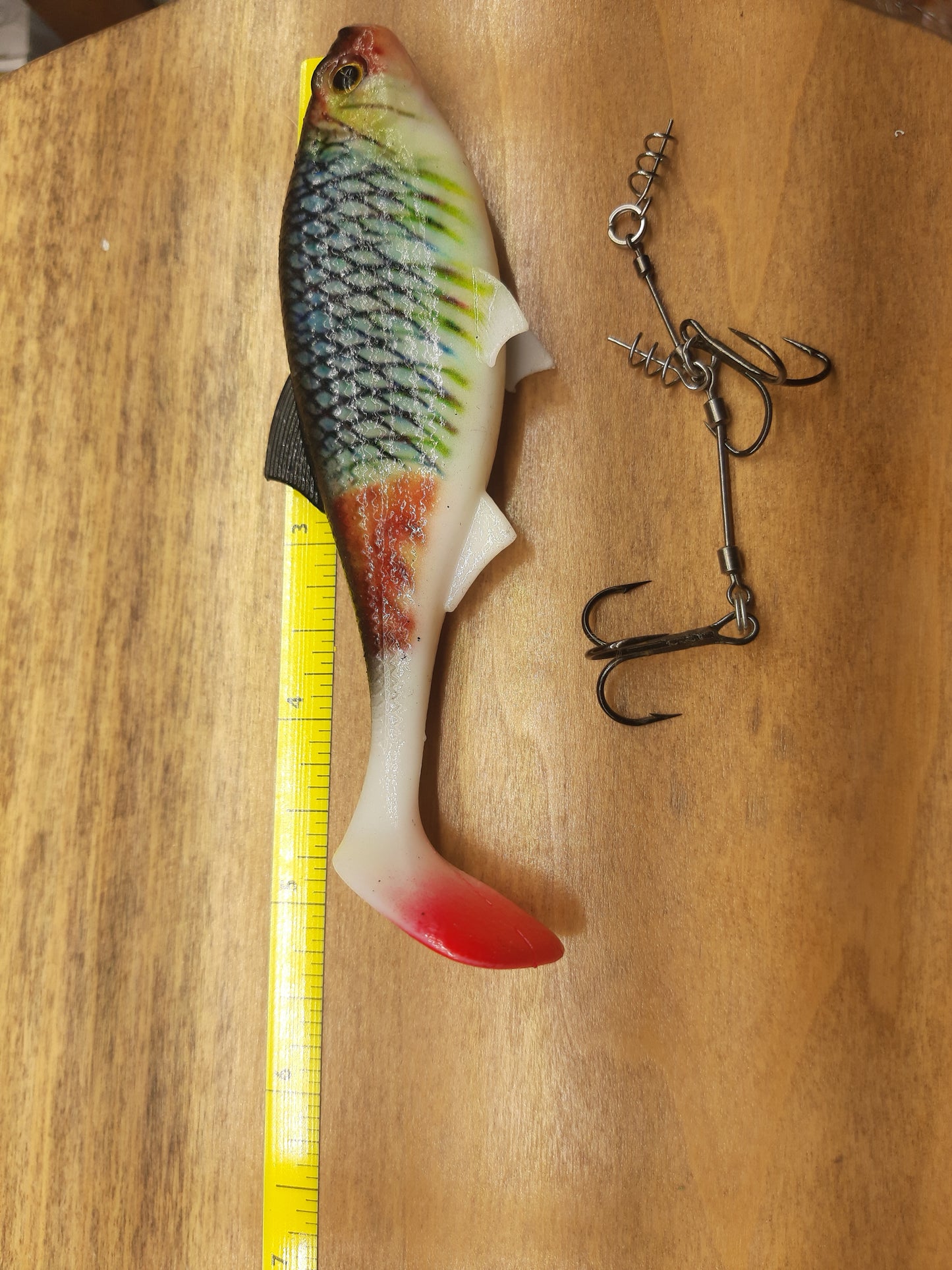 5 1/2" Big Swimbaits w/2 hook harness